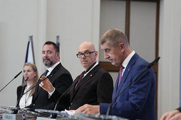 Vláda rozšířila zakázané návykové látky, další nechá zkoumat